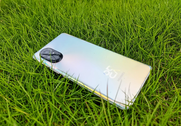 EMUI 12, OLED, 90 Гц, 64 Мп и 66 Вт. В России Huawei Nova 8 уже можно заказать и получить щедрый подарок