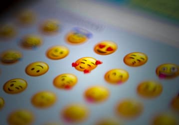 В WhatsApp наконец внедрят «реакции» для быстрых ответов