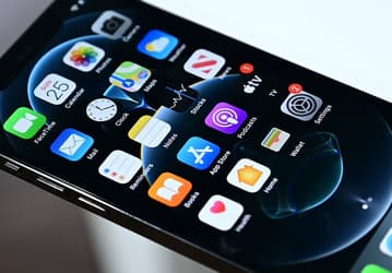 «Очень плохая идея»: Apple может начать проверять фотографии на iPhone пользователей
