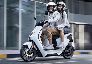 Японский электрический скутер с ценой 1150 долларов. Представлен Honda U-Go