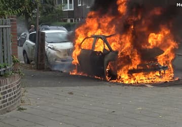 Volkswagen ID.3 вспыхнул как факел сразу после зарядки