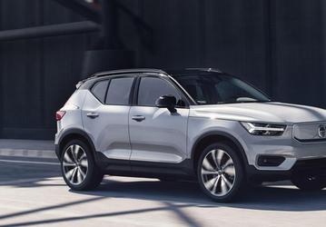 Электромобиль Volvo XC40 Recharge 2022 проезжает больше без подзарядки, чем Volvo XC40 Recharge 2021