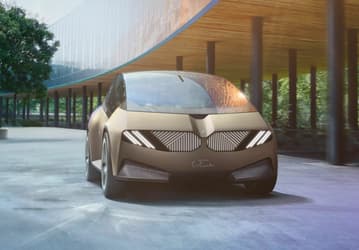 Представлен первый электромобиль BMW, который полностью подлежит переработке 