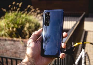Выбросить телефоны Xiaomi и другие китайские смартфоны и не покупать новые призвало Министерство обороны Литвы