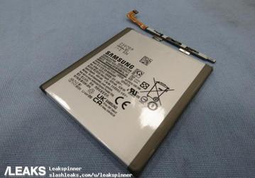 Первое фото подтверждает уменьшенную ёмкость аккумулятора Samsung Galaxy S22+ по сравнению с Galaxy S21+