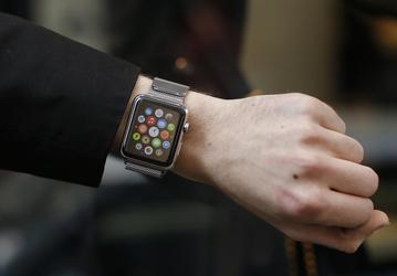 «Было больно. Действительно больно», — пользователи Apple Watch жалуются на ожоги, волдыри и отслаивание кожи