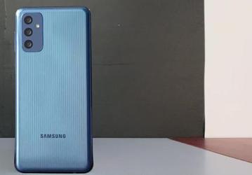 5000 мА•ч, Super AMOLED Plus 120 Гц, ISOCELL GW3. Samsung Galaxy M52 5G распаковали и впервые показали в работе до анонса