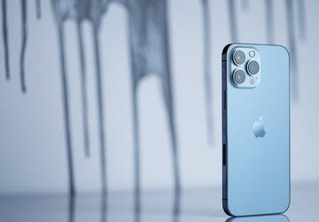 Россияне за неделю приобрели рекордное количество смартфонов iPhone 13
