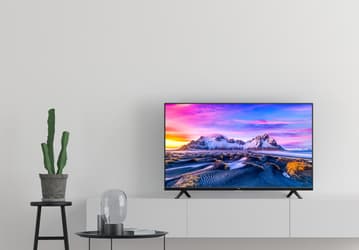Xiaomi выпустила в России самый доступный безрамочный телевизор Mi TV P1
