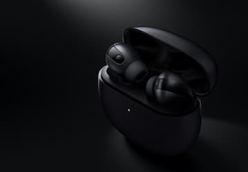 В честь 5-летия серии покупатели Xiaomi Mix 4 в Китае получают в подарок лучшие беспроводные наушники компании стоимостью 110 долларов