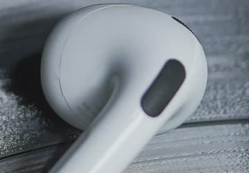 Китайские пользователи жалуются на ужасное качество и дефекты в новых Apple AirPods 3