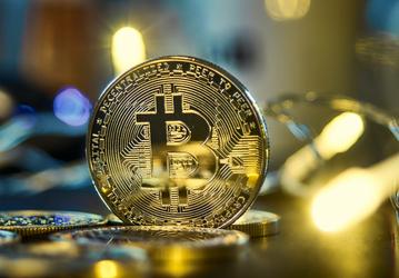 За неполные три недели Bitcoin подорожал на 47%, капитализация криптовалют превысила рыночную стоимость Apple