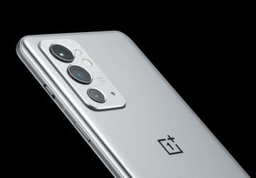 Snapdragon 888, 120 Гц, 50 Мп, 4500 мА·ч и 65 Вт — теперь это характеристики смартфона среднего уровня. OnePlus 9RT показали на рендерах