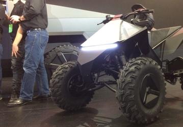 Tesla хочет сделать свой электрический квадроцикл Cyberquad максимально безопасным