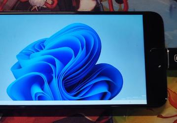 На культовый Xiaomi Mi 6 установили Windows 11