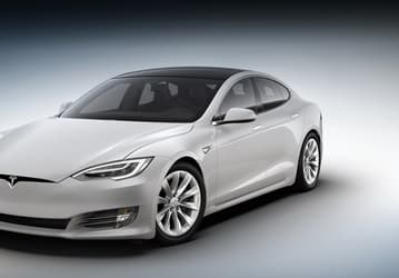 Tesla «обманула» покупателей: Tesla Model S Plaid оказалась ещё мощнее