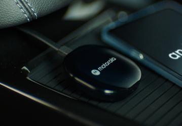 Motorola MA1 — новый бестселлер: гаджет для беспроводного Android Auto раскупили в мгновение ока