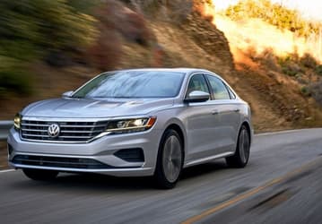 Прощай, Volkswagen Passat. Популярный седан ушёл из Европы, но его ещё можно купить в России