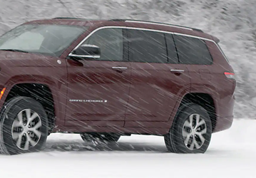 Внедорожник Jeep Grand Cherokee L прибывает в Россию раньше Европы