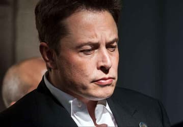 Илон Маск потерял 12 млрд долларов за день: акции Tesla подешевели после взлёта