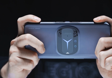 Snapdragon 8 Gen 1, 5600 мА·ч, 640 ГБ флеш-памяти, 18+4 ГБ ОЗУ и два вентилятора. Новые подробности о смартфоне Lenovo Legion Y90