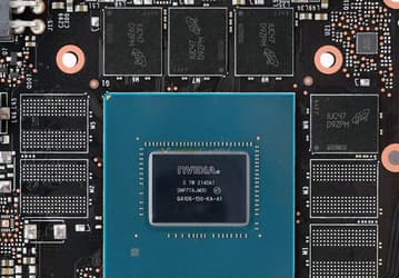 Графический процессор GeForce RTX 3050 за 25 000 рублей крупным планом. Подтверждено его родство с GPU GeForce RTX 3060