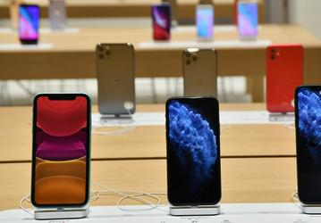 В России опасаются санкций США: продажи смартфонов взлетели