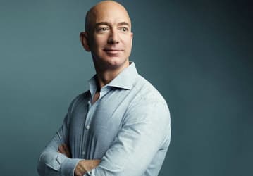 Информатор с фабрики Amazon заявил о пытках и попросил Джеффа Безоса помочь отменить его обвинительный приговор