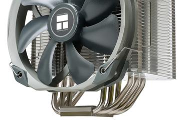 Конструкция кулера Thermalright Macho MAXX включает шесть тепловых трубок и 140-миллиметровый вентилятор