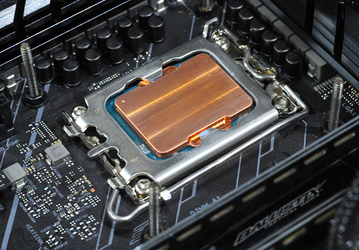 Существенно снизить температуру CPU Intel без смены системы охлаждения. В продаже появился комплект RockitCool Copper IHS Kit
