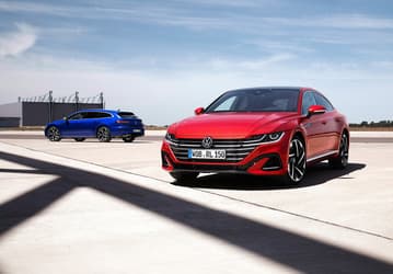280 л.с. и полный привод. Фастбэк Volkswagen Arteon вернулся в Россию благодаря параллельному импорту