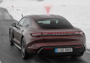 Porsche придумала систему 3D-голограмм для автомобилей, которая позволит водителям «общаться»