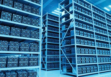 Майнинговые компании распродают оборудование для добычи криптовалюты