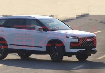 Chery впервые показала похожий на Range Rover Evoque кроссовер. Появились живые фото