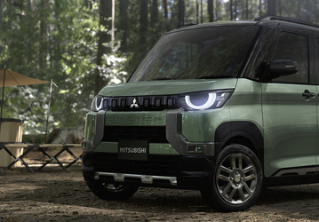 У популярного в России полноприводного минивэна Mitsubishi Delica появилась мини-версия. Mitsubishi анонсировала Delica Mini