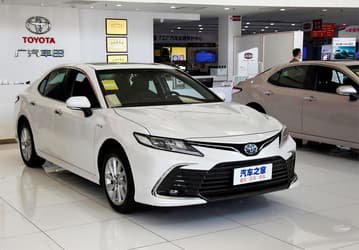 В Россию приехали новые Toyota Camry. Названы цены