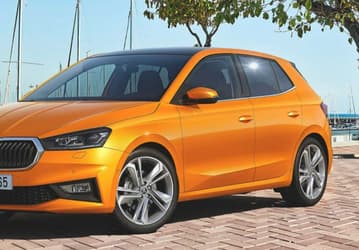 В России начали продавать новую Skoda Fabia. Цена – от 2,3 млн рублей