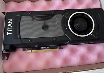 Пользователь форума Reddit купил самую мощную видеокарту Nvidia 2015 года – GTX TITAN X – и обнаружил у неё только два порта