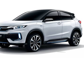 В Россию привезут китайскую версию кроссовера Honda H-RV с электрической силовой установкой за 2,5 млн рублей