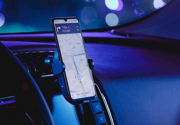Xiaomi выпустила быструю автомобильную зарядку для смартфонов в России