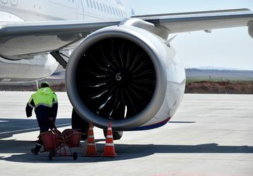 Из-за санкций Россия в 2022 году лишилась 85 самолётов Airbus и Boeing. Их уже начали передавать иностранным авиакомпаниям