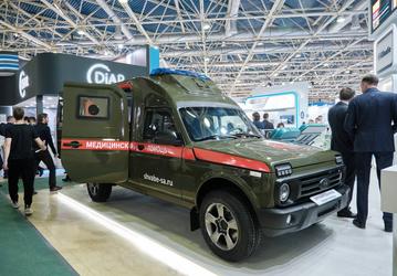 Ростех представил бронированную Lada Niva Legend 4x4 KUB. Этот автомобиль медицинской помощи защищён от пуль калибра 5,45