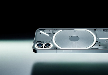 Создатели Nothing Phone (1) хотят составить конкуренцию Apple и выпустить новый смартфон в США