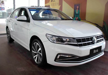 Новые Volkswagen Bora из Китая пользуются спросом: цены начали расти