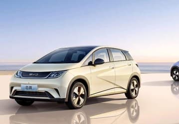 В Китае представлен бюджетный электрический хетчбэк BYD Dolphin. 176 л.с. и запас хода 400 км по цене от 16 700 долларов