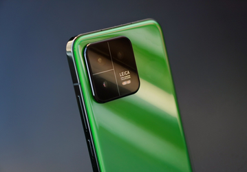 Xiaomi 13 впервые показали вживую — в зелёном цвете
