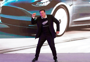 Илон Маск заявил, что Tesla будет самой ценной компанией на Земле, при этом акции демонстрируют рекордное падение