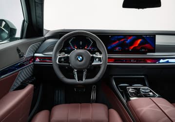 BMW восстановила поставки автозапчастей в РФ. Созданы условия для выполнения всех гарантийных обязательств в полном объеме