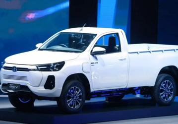 Toyota показала электрическую версию популярного пикапа Hilux
