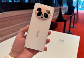 Камера-панда, камера-часы и островная пентакамера. Meizu показала концепты Meizu 19, созданные на базе фанатских дизайнов
